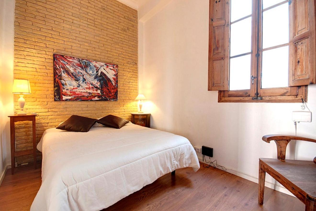 Appartamento Beds & Breaks Strauss Valenza Esterno foto